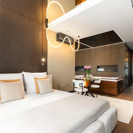 Native Wita Stwosza 24 Jacuzzi Apartamento