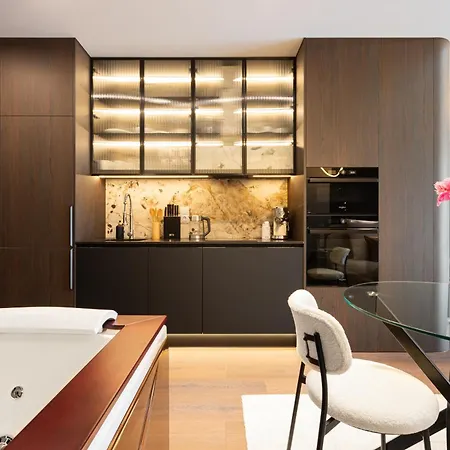 Apartamento Native Wita Stwosza 24 Jacuzzi Cracóvia